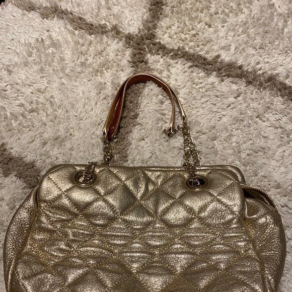 Purse - Picture 2 of 3